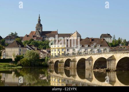 En France, la Haute Saône, Gray, la Saône, le pont de pierre, la basilique Notre-Dame en date du 15e siècle Banque D'Images