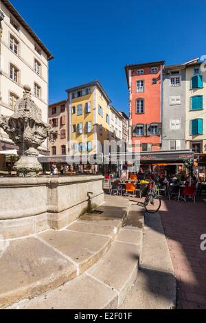 La France, la Haute Loire, Le Puy en Velay, un arrêt sur el Camino de Santiago, place du plot, point de départ de la Via Podiensis Banque D'Images