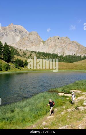 France, Hautes Alpes, près de Ceillac, le Lac Miroir (2214 m), parc naturel régional du Queyras Banque D'Images