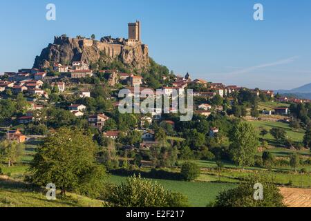 La France, la Haute Loire, Forteresse de Polignac en date du 11e siècle, debout sur un tertre basaltique Banque D'Images