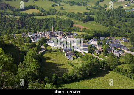 France, Hautes Pyrenees, Haute Vallée d'Aure, Azet village Banque D'Images