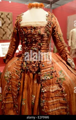 France Rhone Lyon site historique classé au Patrimoine Mondial par l'UNESCO les textiles et musée des Arts Décoratifs (1760) robe de cour Banque D'Images