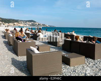 Café en bord de plage de Lido, Promenade des Anglais, Nice, France Banque D'Images