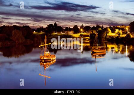 France, Dordogne, Perigord Pourpre, Bergerac, gabare (chaland) locales et traditionnelles sur la Dordogne Banque D'Images