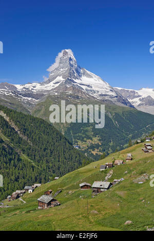La Suisse, Canton du Valais, Zermatt, le Cervin (4478m) et hameaux Findeln Banque D'Images
