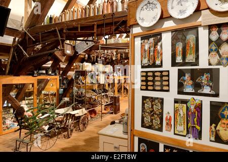 France Bas Rhin Gertwiller museum et Gingerbread (Pain d'epices) fabrique des lèvres couleur imprime ou images pour droit d'ÉPICE Banque D'Images