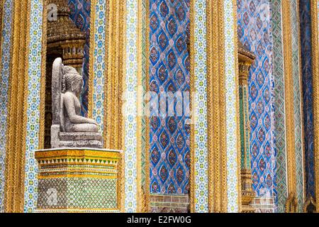 Thaïlande Bangkok Le Grand Palais Wat Phra Keo royal temple du Bouddha Émeraude datant de 1784 statue de Bouddha Banque D'Images