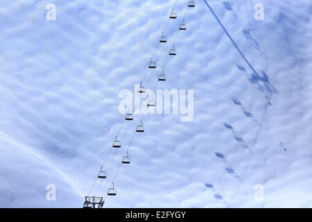 France Hautes Alpes Vars Les Claux, station de ski (vue aérienne) Banque D'Images