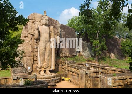 Sri Lanka province du Centre-Nord Anuradhapura statue de Bouddha Aukana Aukana district Banque D'Images