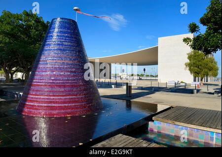 Portugal Lisbonne Parque das Nacoes (Parc des Nations) construit pour l'exposition universelle Expo 98 monde fontaine Banque D'Images