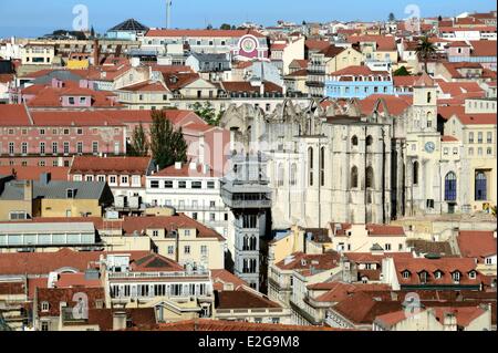 Portugal Lisbonne elevador (ascenseur) de Santa Justa et de l'église gothique de ruines de Carmo le Bairro Alto, dans le Banque D'Images