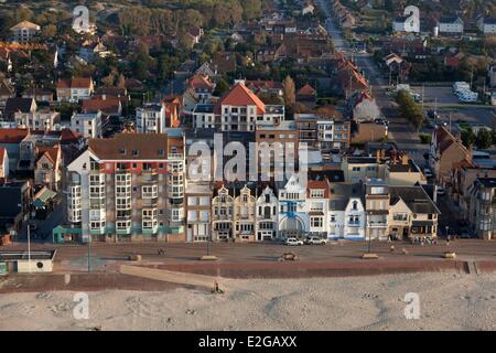 France Nord Bray Dunes villas front de mer (vue aérienne) Banque D'Images