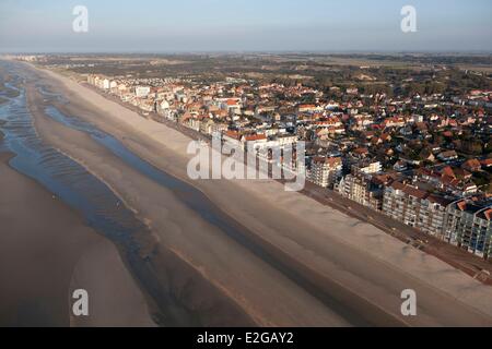 France Nord Bray Dunes villas front de mer (vue aérienne) Banque D'Images