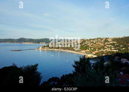 France Var Corniche des Maures Le Lavandou Saint Clair Beach Banque D'Images