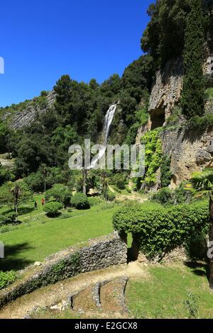 France Var Villecroze Park et Cascade (35m) Banque D'Images