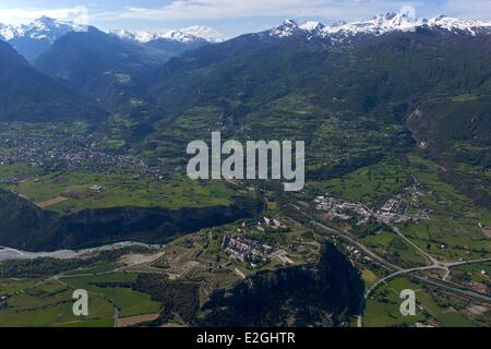 France Hautes Alpes Mont Dauphin château construit par Vauban en 1693, inscrite au Patrimoine Mondial de l'UNESCO (vue aérienne) Banque D'Images