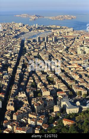 France Bouches du Rhône Marseille capitale européenne de la culture 2013 Longchamp et du Boulevard de la libération du Vieux Port et de l'archipel des îles du Frioul en arrière-plan (vue aérienne) Banque D'Images