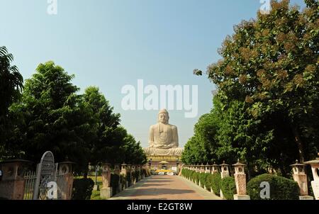 L'Inde dans l'état du Bihar Bodhgaya Statue du Grand Bouddha Banque D'Images
