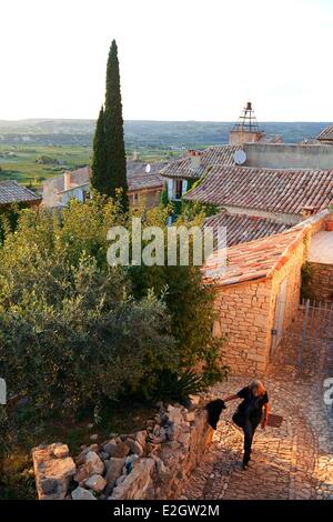 France Vaucluse Séguret étiqueté Les Plus Beaux Villages de France (Les Plus Beaux Villages de France) Banque D'Images