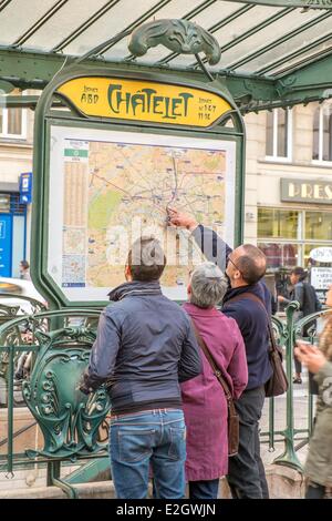 La station de métro Chatelet Paris France Banque D'Images