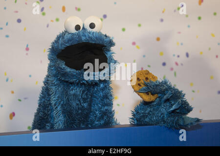 Kruemelmonster aka Cookie Monster célébrant le 40ème anniversaire de Sesame Street Sesamstrasse à NDR studios. Où : Hambourg, Allemagne Quand : 07 Jan 2013 Banque D'Images