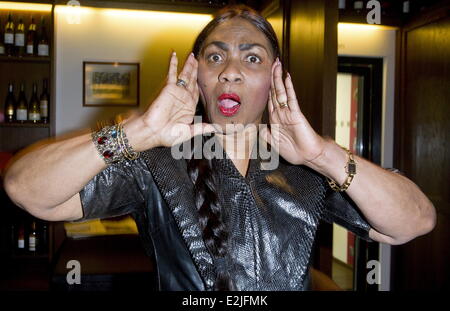 Marcia Barrett lors d'une conférence de presse pour le CD-version de 'Faryaad" au Best Western Premier Hotel. Où : Berlin, Allemagne Quand : 12 Mars 2013 Banque D'Images