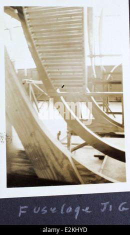 Cette image de l'album Al-216B Prudden présente l'avion Whitehead TriMotor, fabriqué par l'Atlanta Aircraft Company. Il représente les premières innovations dans la conception d'avions multimoteurs dans les années 1920 Banque D'Images