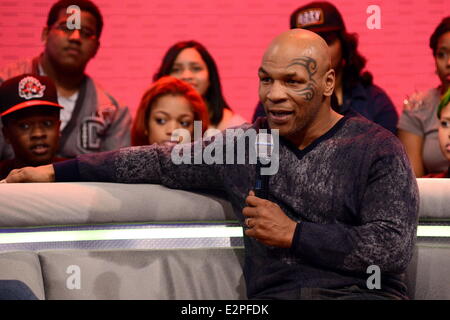 Mike Tyson apparaissant sur le Bet 106 et l'enregistrement du parc dans la ville de New York avec Mike Tyson : où : New York, New York , États-Unis Quand : 29 Jan 2013 Banque D'Images