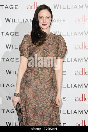 WilliamVintage BAFTAs : dîner organisé à St Pancras Renaissance London Hotel - Arrivées avec : Andrea Riseborough Où : London, Royaume-Uni Quand : 08 févr. 2013 Banque D'Images