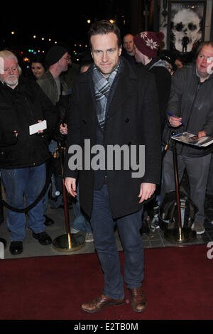 Soirée d'ouverture de 'Macbeth' tenu à la Trafalgar Studios - Arrivées comprend : Rafe Spall Où : London, Royaume-Uni Quand : 22 Oct 2013 Banque D'Images