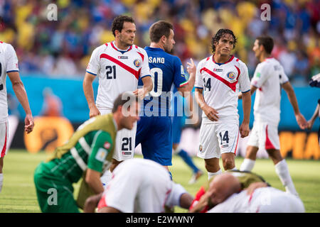 Recife, Brésil. 20 Juin, 2014. Antonio Cassano (ITA) Football/soccer : Costa Rica joueurs célébrer après avoir remporté la Coupe du Monde de la FIFA, Brésil 2014 Groupe d match entre l'Italie 0-1 Costa Rica à Arena Pernambuco à Recife, au Brésil . Credit : Maurizio Borsari/AFLO/Alamy Live News Banque D'Images