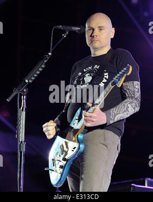 Smashing Pumpkins à l'exécution de Musique et Arts Festival SunFest 2013 comprend : Billy Corgan Où : West Palm Beach, FL, United States Quand : 01 mai 2013 Banque D'Images