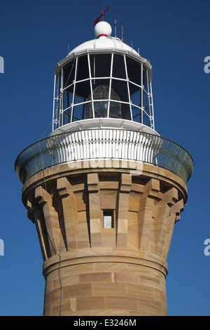 Phare de Barrenjoey, ouvert en 19th siècle, sur le promontoire de barrenjoey à Palm Beach, Sydney, Nouvelle-Galles du Sud, Australie Banque D'Images