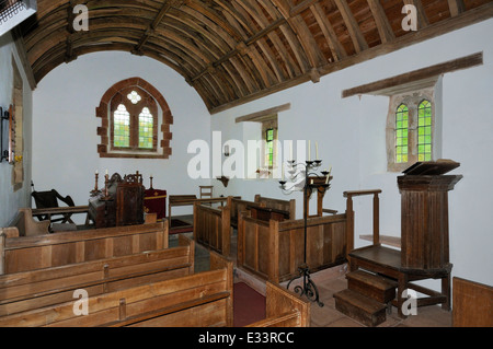 L'église paroissiale de Stoke Pero vue intérieure la plus isolée et la plus haute église sur Exmoor 1013ft au-dessus du niveau de la mer Banque D'Images