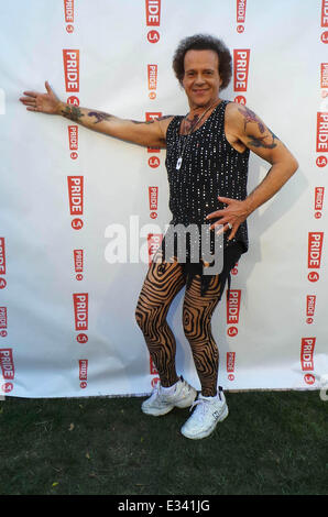 2013 La Gay Pride Boo2Intimidation Jour 3 salon doté d'' : Richard Simmons Où : West Hollywood, California, United States Quand : 10 Juin 2013 Banque D'Images