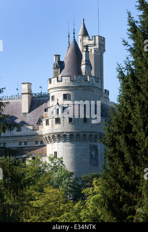 Château de Pierrefonds Foret de Compeigne France Banque D'Images