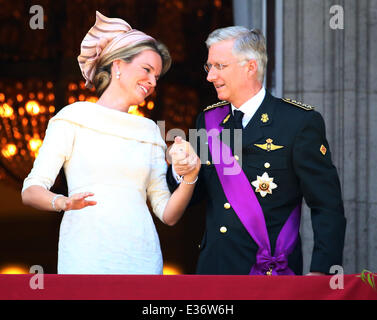 L'Abdication du Roi Albert II de Belgique et de l'Inauguration du Roi Philippe dans la Cathédrale de Saint Michel et Saint Gudule comprend : le Prince Philippe de Belgique, la Princesse Mathilde de Belgique Où : Bruxelles, Belgique Quand : 21 Oct 2013 Banque D'Images