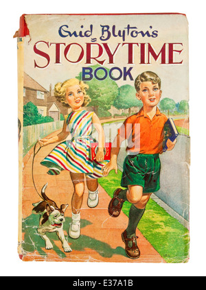 Vintage 1964 Première édition brochée hommages de copie de 'Enid Blyton's Storytime livre' Banque D'Images