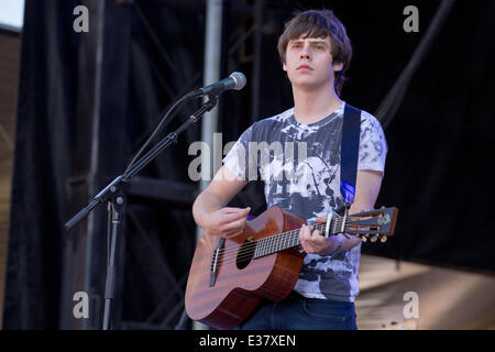 Dover, Delaware, USA. 22 Juin, 2014. JAKE BUGG musicien effectue live at the 2014 Firefly Music Festival à Dover, Delaware Crédit : Daniel DeSlover/ZUMAPRESS.com/Alamy Live News Banque D'Images