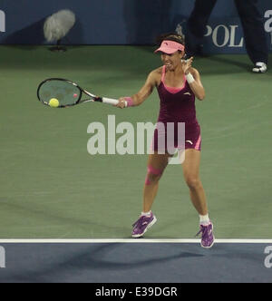 Joueur chinois Zheng Jie bat Venus Williams à l'US Open de Tennis de Flushing Meadows Park comprend : Zheng Jie Où : Flushing Meadows, New York, United States Quand : 29 août 2013 Banque D'Images