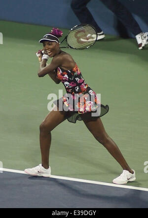 Joueur chinois Zheng Jie bat Venus Williams à l'US Open de Tennis de Flushing Meadows Park comprend : Venus Williams Où : Flushing Meadows, New York, United States Quand : 29 août 2013 Banque D'Images