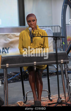 Série de concerts NBC présente Laura Mvula au Plaza comprend : Laura Mvula Où : NEW YORK, NY, United States Quand : 04 août 2013 Banque D'Images