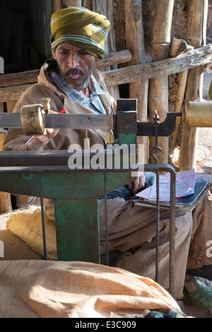 Moulin à farine Awra Amba village idéologique. Le nord de l'Éthiopie. Banque D'Images