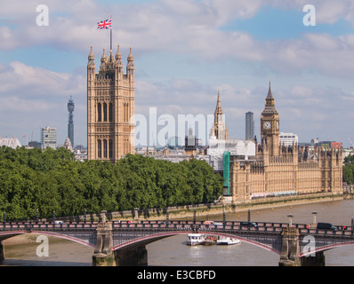 Chambre du Parlement. Westminster, vue sur la Tamise à la Chambre des communes de Westminster, Londres Banque D'Images