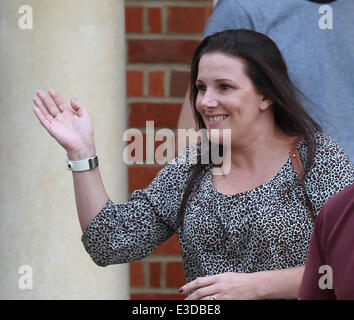 Sam Bailey quitte le finaliste de X Factor's house comprend : Sam Bailey Où : London, Royaume-Uni Quand : 08 Oct 2013 Banque D'Images