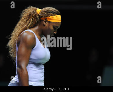 TEB BNP Paribas WTA Championships JOUR 1 match entre Serena Williams et Angelique Kerber des USA de l'Allemagne à la Sinan Erdem Dome le 22 octobre 2013 à Istanbul, Turquie. Sur la photo : Serena Williams, de l'USA. Où : Istanbul, Turquie Quand : 22 Oct 2013 Banque D'Images