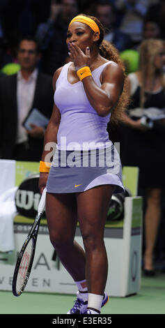 TEB BNP Paribas WTA Championships JOUR 1 match entre Serena Williams et Angelique Kerber des USA de l'Allemagne à la Sinan Erdem Dome le 22 octobre 2013 à Istanbul, Turquie. Sur la photo : Serena Williams, de l'USA. Où : Istanbul, Turquie Quand : 22 Oct 2013 Banque D'Images