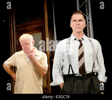 "Douze hommes en colère' press photocall au Garrick Theatre avec : Jeff Fahey Où : London, Royaume-Uni Quand : 08 Nov 2013 Banque D'Images