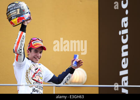 Marc MARQUEZ, l'Espagne, plus jeune Champion du monde de vitesse moto de tous les temps - 93, Marc MARQUEZ, Repsol-Honda : vélo, l'équipe Honda MotoGP MotoGP classe de Valence sur le circuit Tormo comprend : Marc MARQUEZ Où : Valence, Espagne Quand : 10 Nov 2013 Banque D'Images