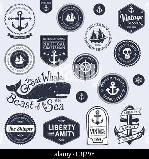 Ensemble de retro vintage badges et étiquettes nautique Illustration de Vecteur